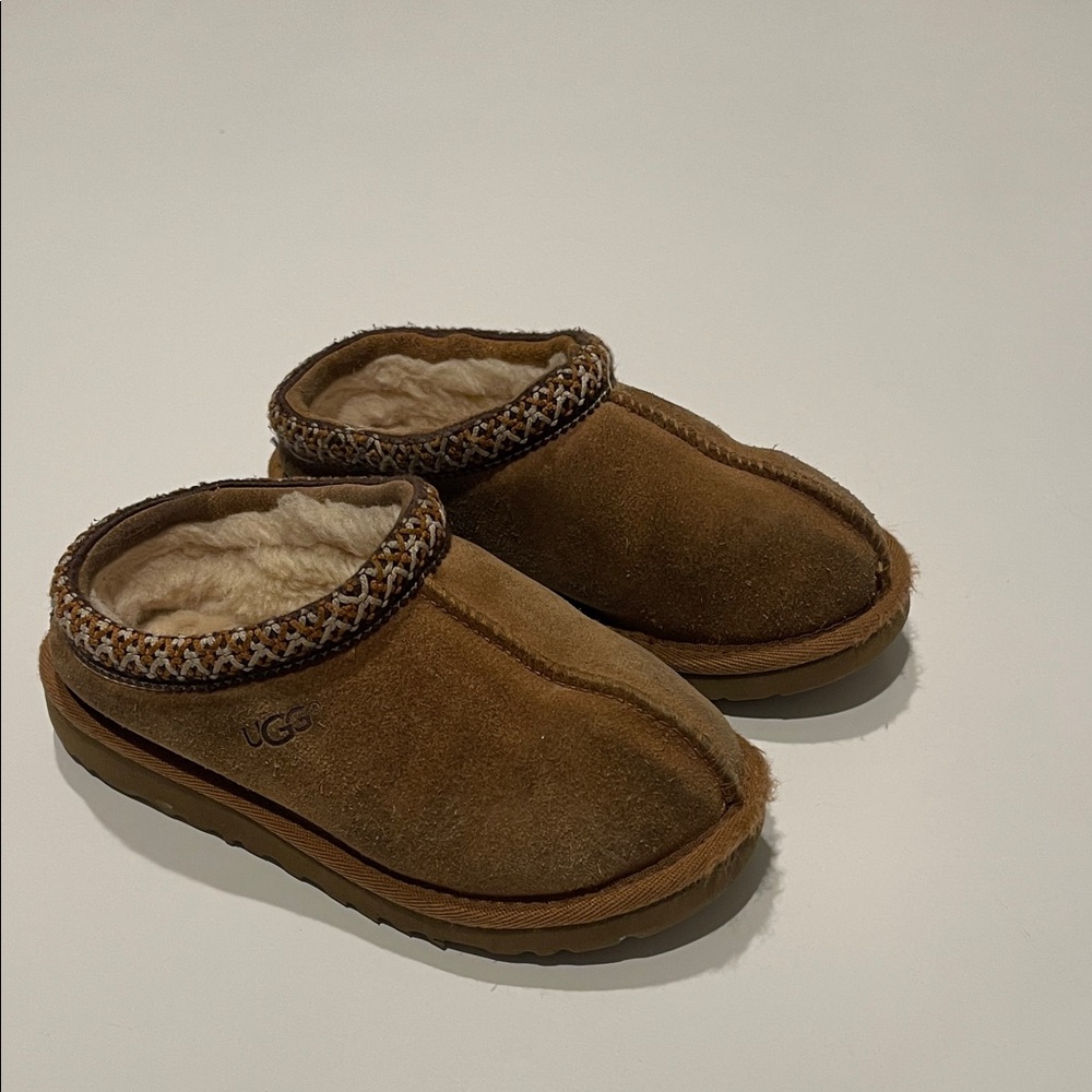 UGG girls Tasman Chestnut Slippers Shoes